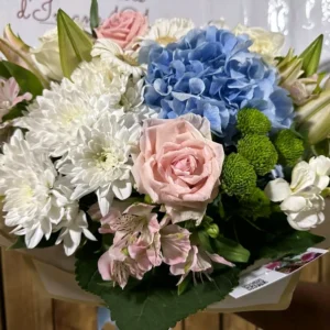 Choizil : Bouquet voluptueux et lys.
